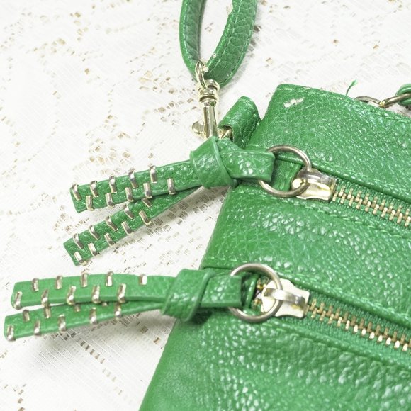 Green & Gold Steve Madden Mini Crossbody Purse - Picture 12 of 14